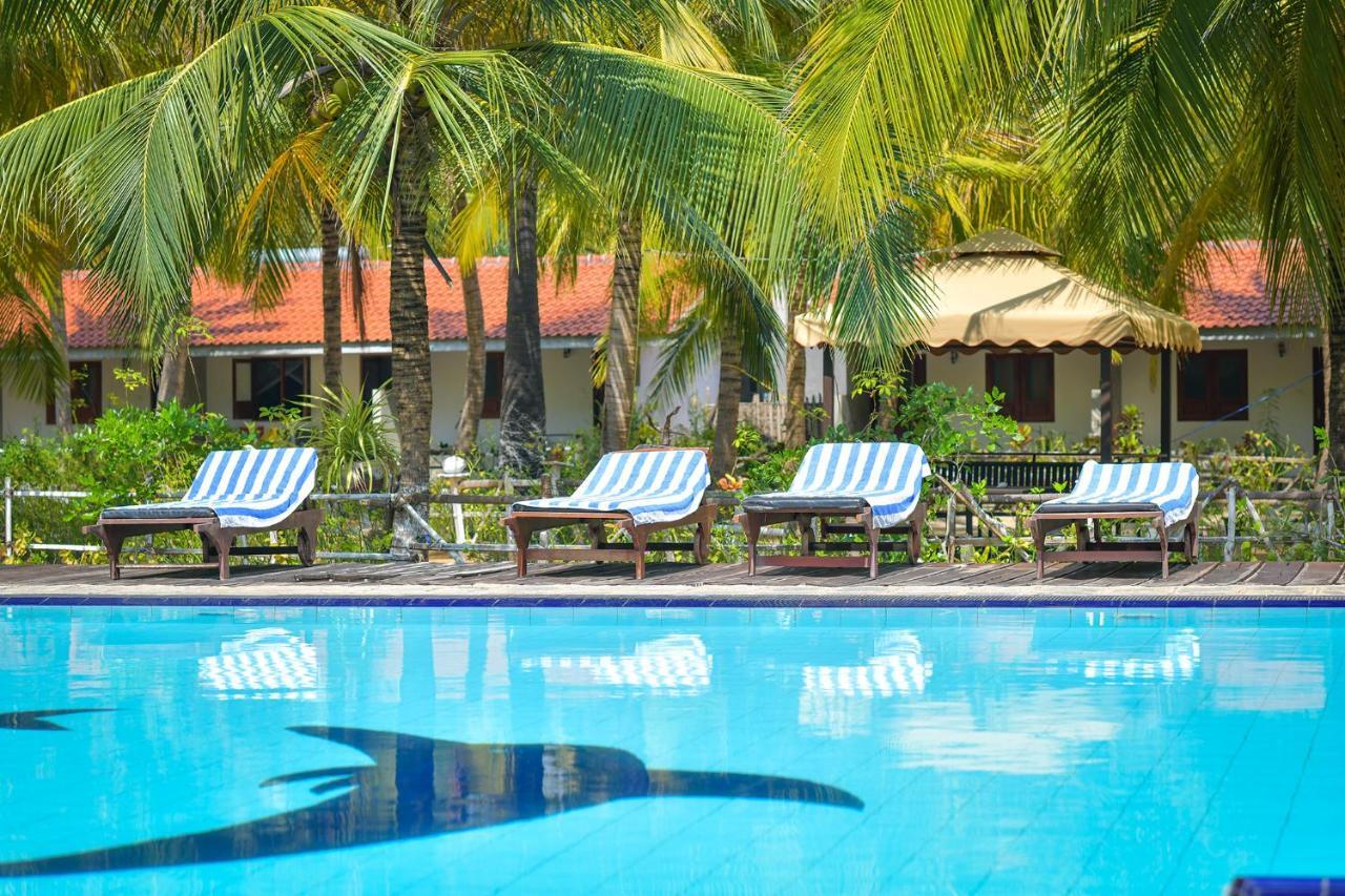 De Silva Palm Resort Калпития Экстерьер фото